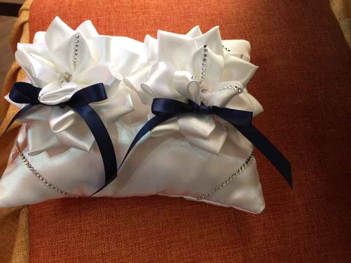 Il nostro cuscino porta fedi - 1