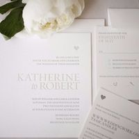 Partecipazione a sfondo bianco