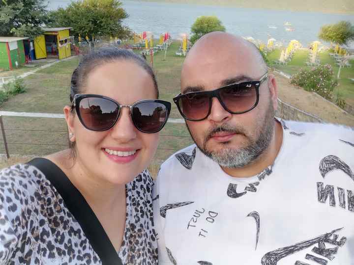 Postate una foto di voi due 👇 - 1