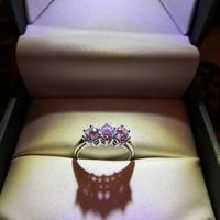 E ora mostraci una foto del tuo anello di fidanzamento! - 1