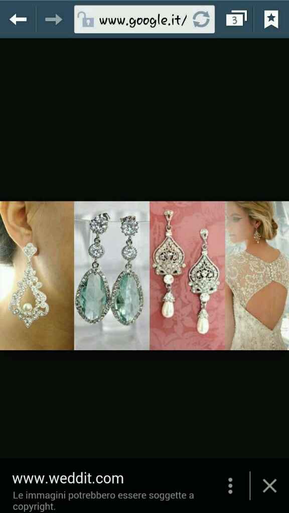 Pettinatura  e orecchini - 2