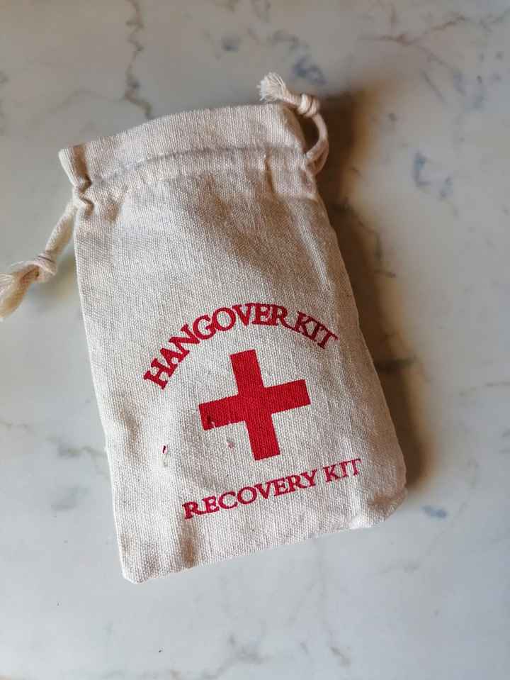 Pomeriggio di pioggia produttivo - Hangover kit e bolle di sapone - 2