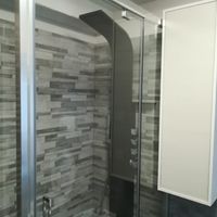 Organizzazione bagno molto piccolo - 2