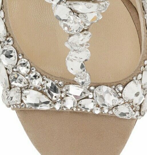 Sandalo gioiello e gonna in tulle - 1