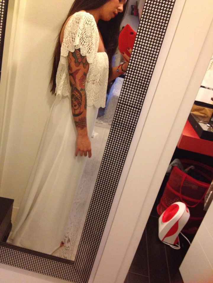 La manica si può tenere alta o abbassarla, vedi foto sotto!