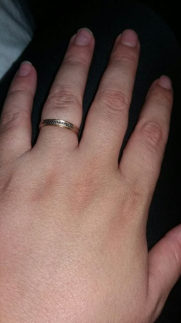Ragazze come sono le vostre fedi di fidanzamento? - 1