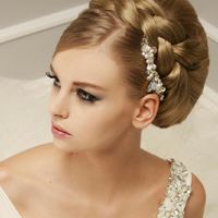 Acconciatura tutta alzata - 3