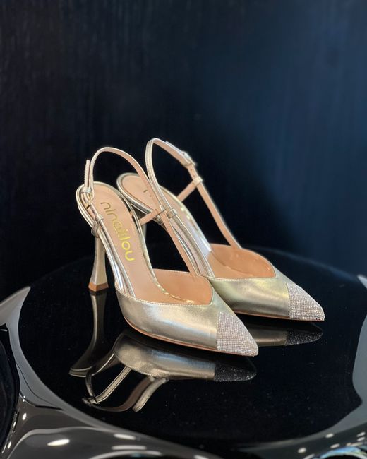 Scarpe aperte o chiuse? 13