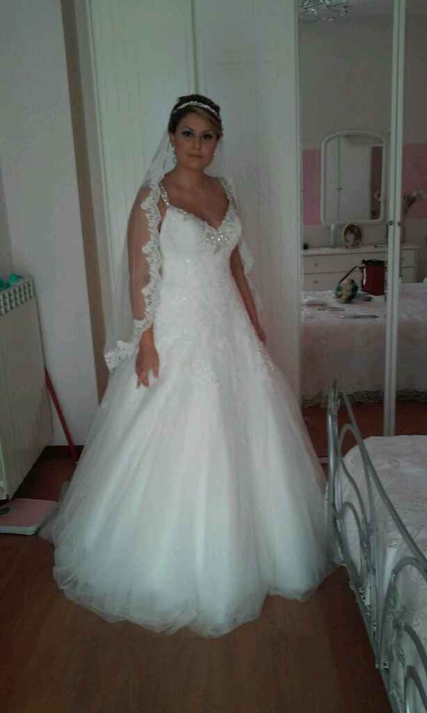 Questo é il mio abito e il vostro??? postate le foto!!!! - 2