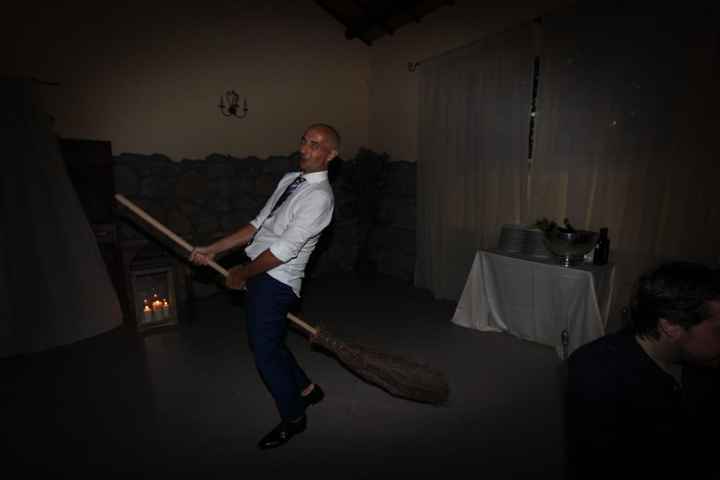 parenti... materializzatisi in sala