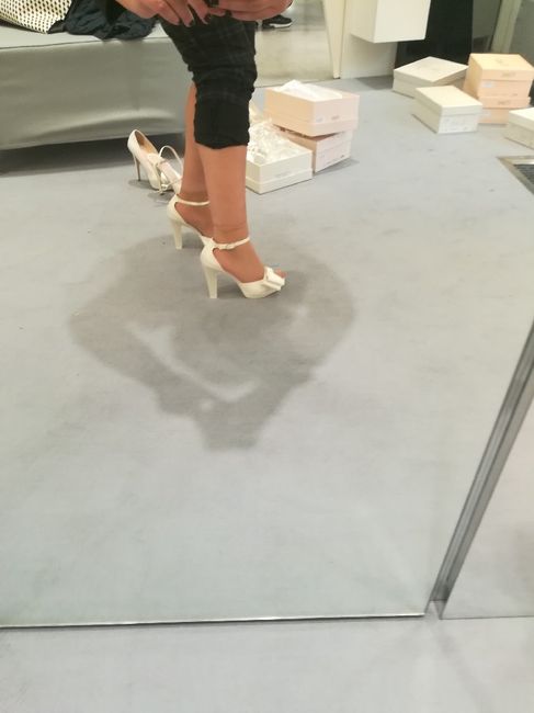 Finalmente le scarpe!! - 2