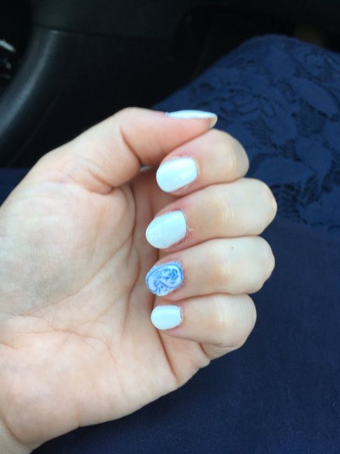 Manicure scelta per caso - 2