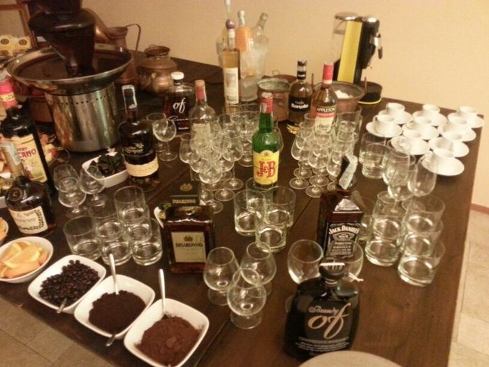 Rhum, sigari e cioccolato.. club privee per i maschietti - 3