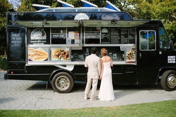 Wedding food truck: gustosa alternativa per l'intrattenimento 12