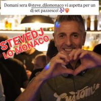 steve dj musica 80/90/2000//cell..3389037302///rimmarrete Contenti//.faccuo anche Vocalist.. quindi 