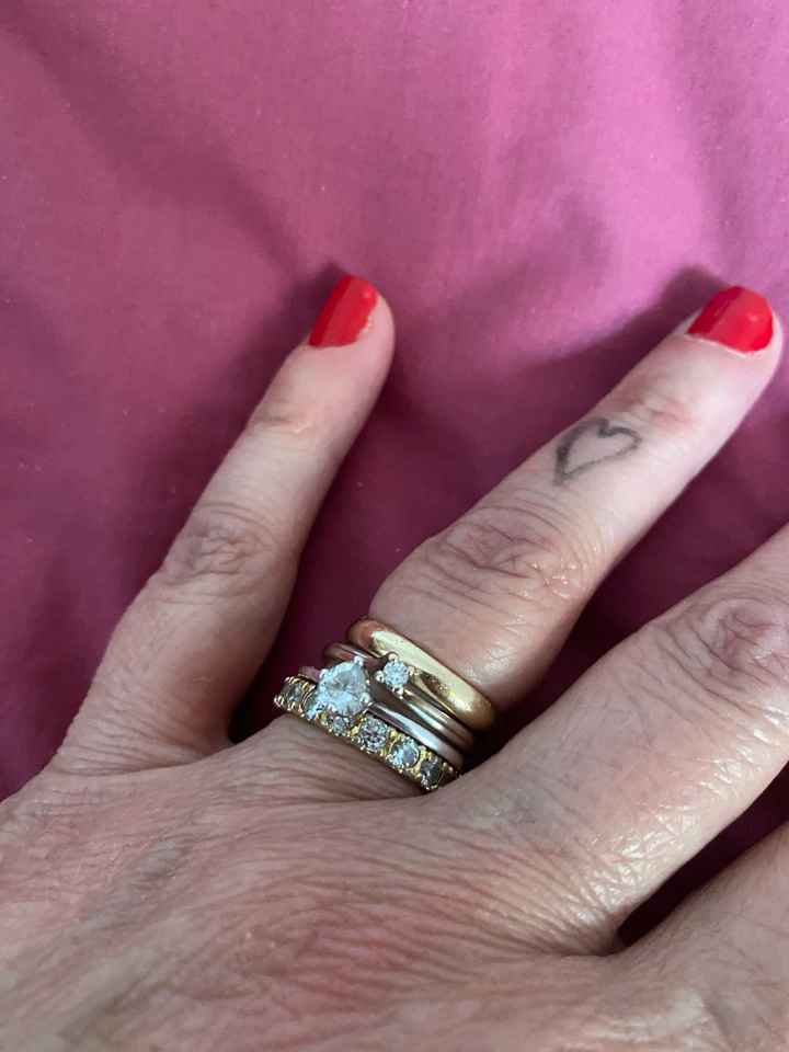 Fede e anello di fidanzamento - 1