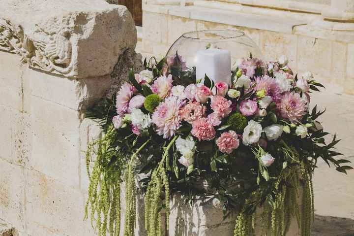 Addobbi esterno chiesa - 1