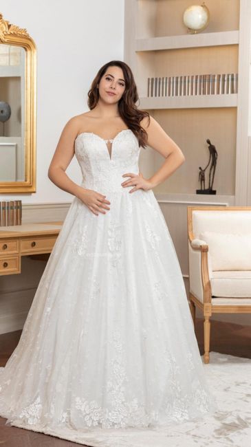 Curvy e stupende: 10 abiti per risplendere! - 1