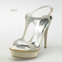 Crea il tuo look sposa - Le scarpe del tuo abito - 1