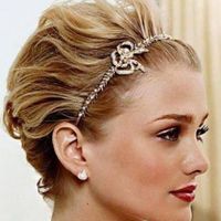 Acconciature/idee per sposine con i capelli corti - 1