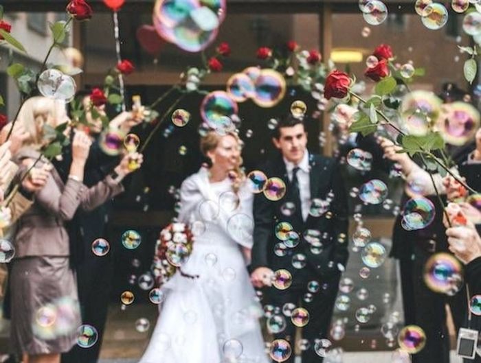 Cosa far gettare fuori dalla chiesa? 5