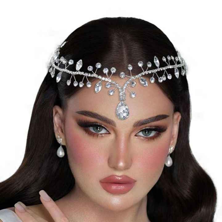 Acconciature e accessori per capelli cortissimi. - 8