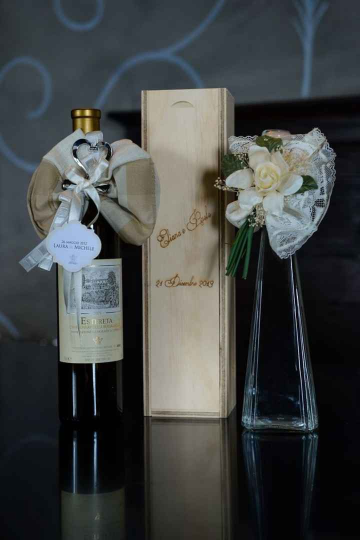 Tappi a cuore come bomboniera - 1