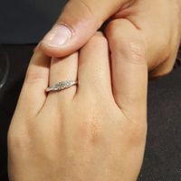 E ora mostraci una foto del tuo anello di fidanzamento! - 1