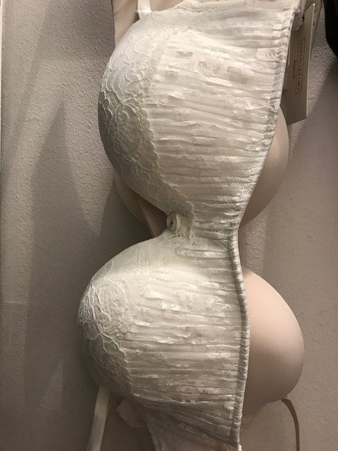 Intimo sotto il vestito da sposa - 4