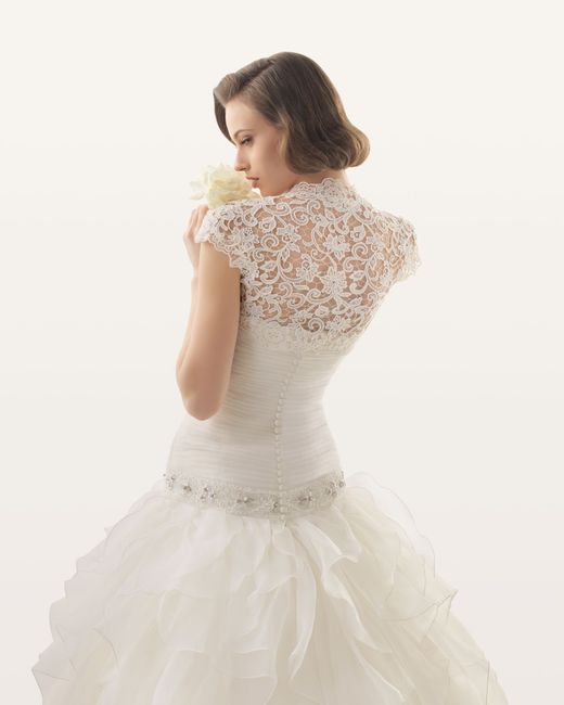 matrimonio invernale spalle coperte