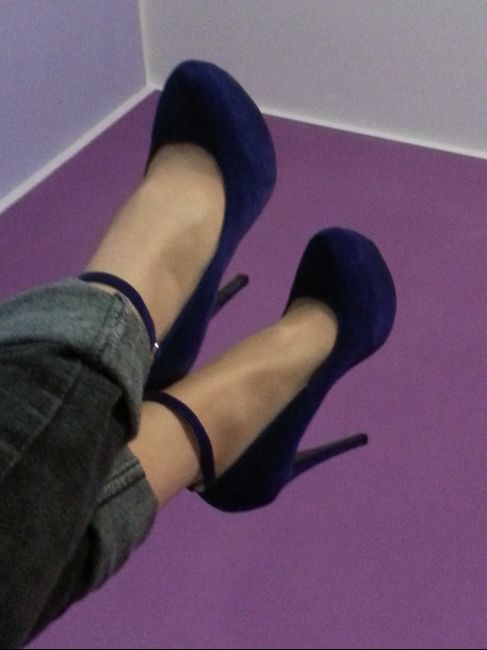 Le mie scarpe blu