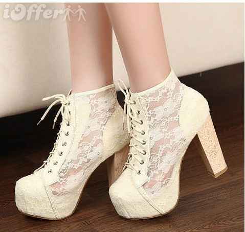 Stivaletto di pizzo tacco spesso