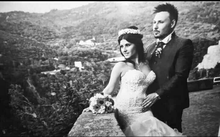 Ragazzeee😍 ecco a voi il nostro prematrimoniale e qualche scatto del Giorno del nostro Matrimonio!😍💖