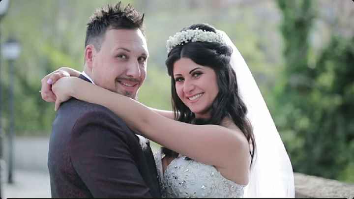 Ragazzeee😍 ecco a voi il nostro prematrimoniale e qualche scatto del Giorno del nostro Matrimonio!😍💖