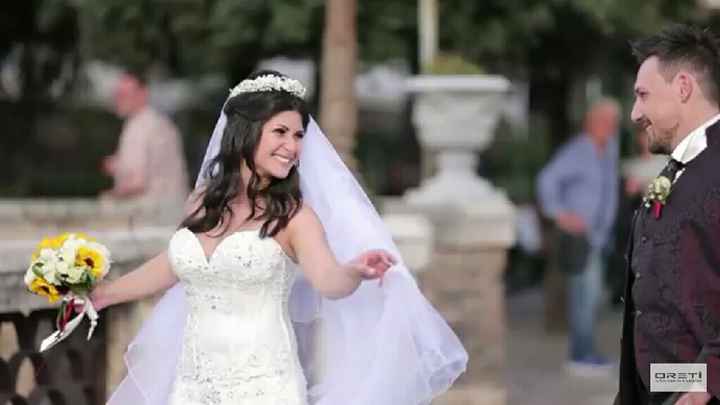 Ragazzeee😍 ecco a voi il nostro prematrimoniale e qualche scatto del Giorno del nostro Matrimonio!😍💖