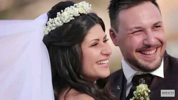 Ragazzeee😍 ecco a voi il nostro prematrimoniale e qualche scatto del Giorno del nostro Matrimonio!😍💖