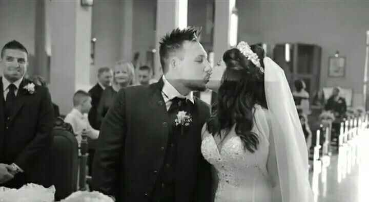 Ragazzeee😍 ecco a voi il nostro prematrimoniale e qualche scatto del Giorno del nostro Matrimonio!😍💖