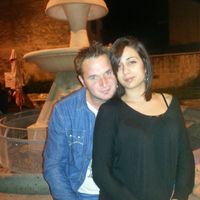 Una nostra foto da bambina e da adulta - 1