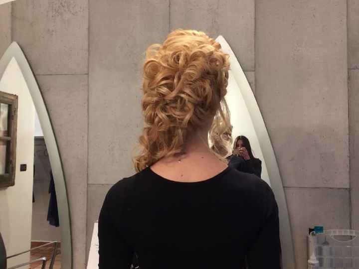 Trucco e capelli prima prova - 1