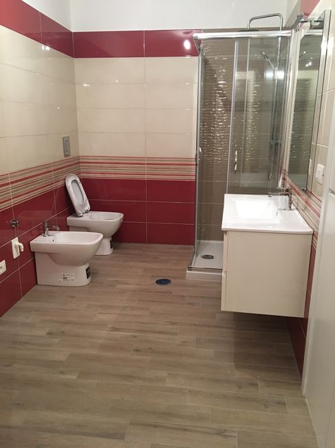  Mobile bagno sospeso?? - 1