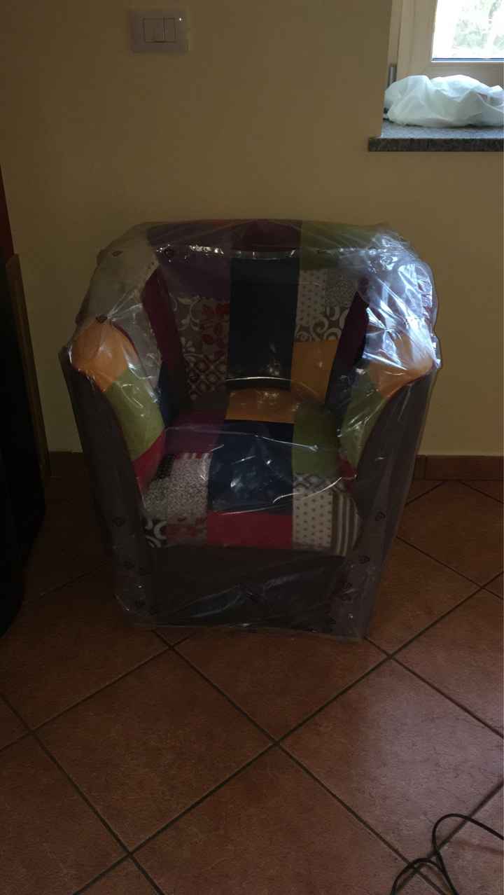 Abbiamo scelto il divano - 1