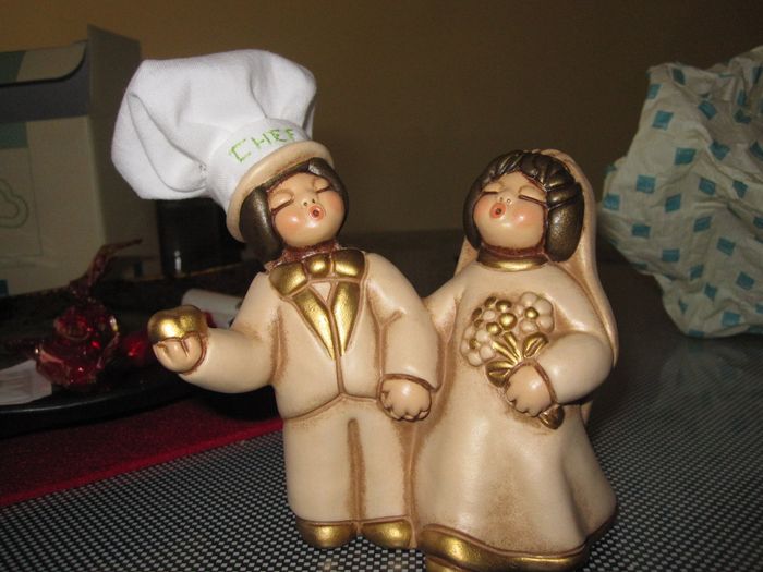 cake topper