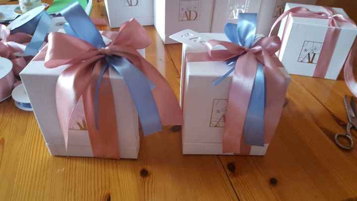 Preparazione bomboniere - 1