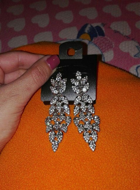 E adesso... orecchini! - 1