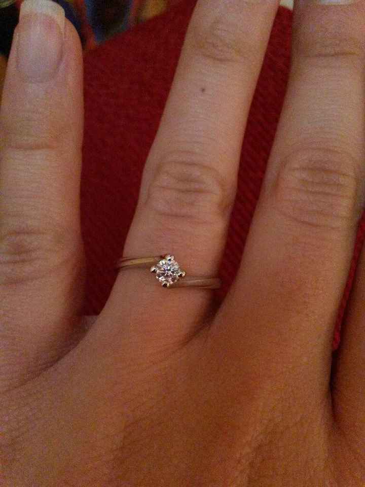 Guardarsi l'anello😍 ed essere felici! - 1