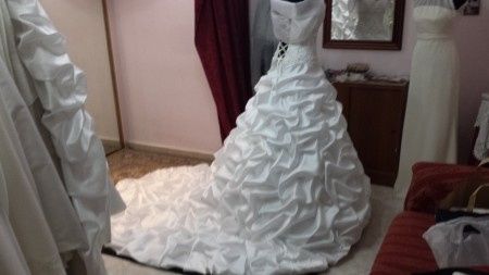 Maxi strascico per il vestito da sposa: sì o no? - 1