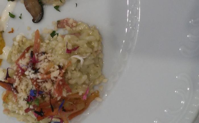 2° primo (ogni piatto verrà servito singolarmente, quindi in un piatto i maccheroncini ed in un altr