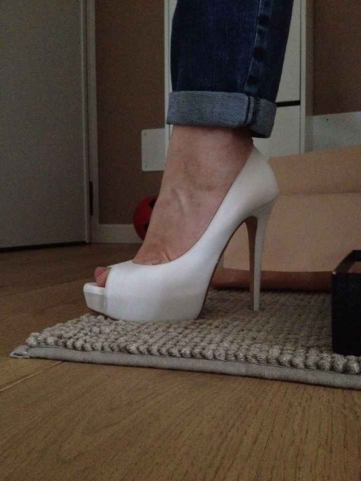 Alla fine, quali scarpe avete scelto o sceglierete per dire si? - 1