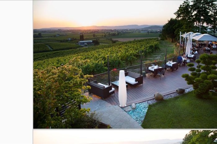 foto fatta alla location di sera