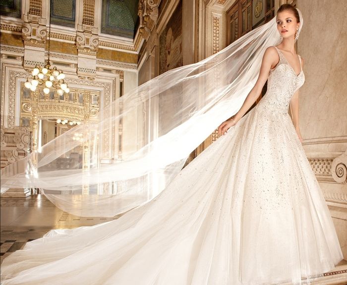 Abiti da sposa , stile A line